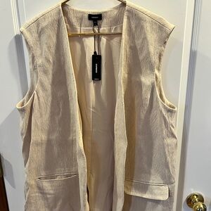 Express NWT Women's Cream Oversized Sleeveless Jacket